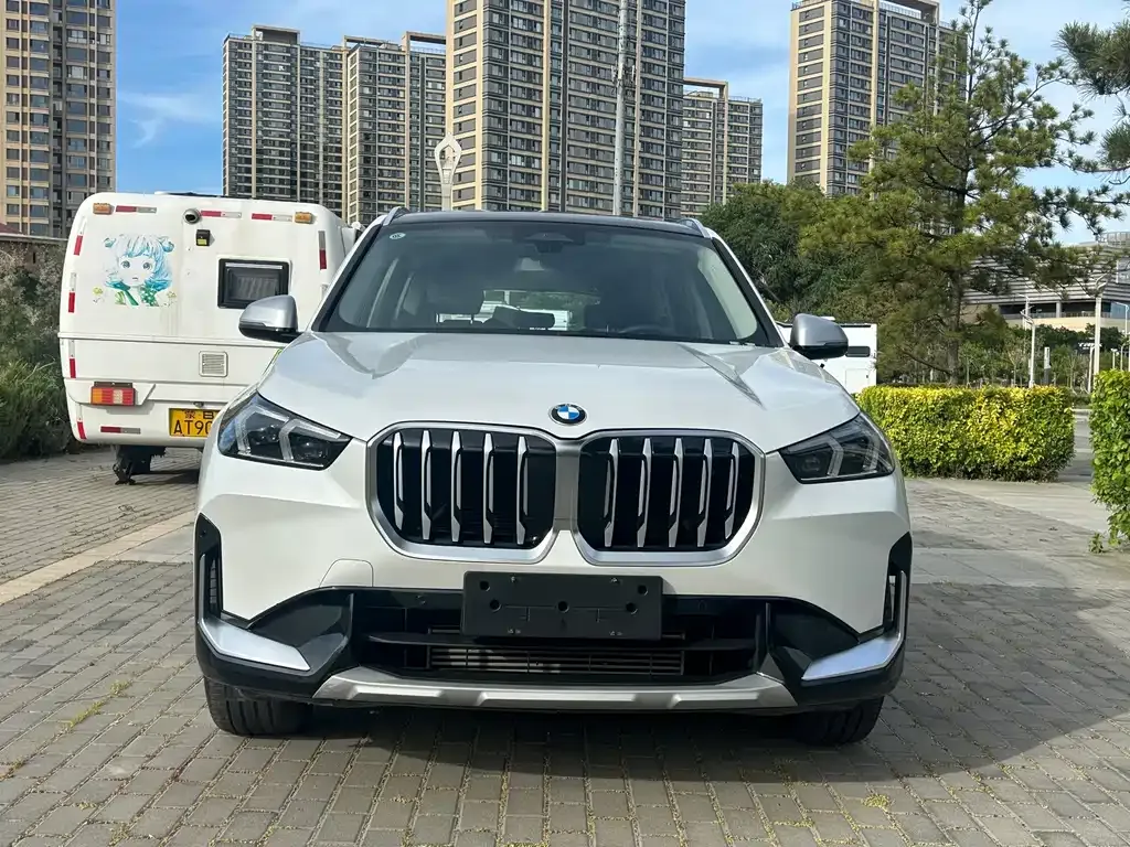BMW X1 — фото 3