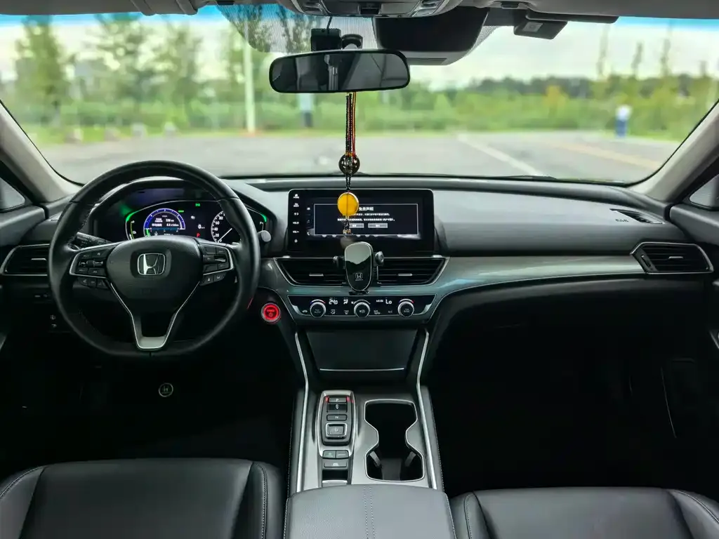 Honda Accord — фото 2