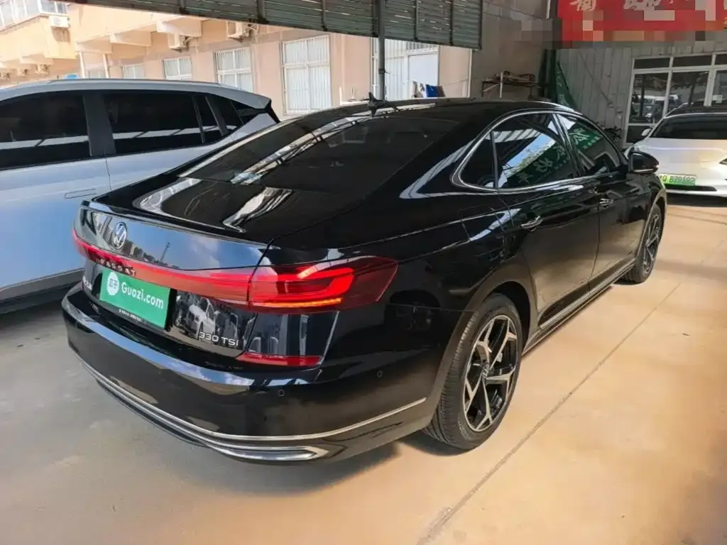 Volkswagen Passat — фото 3