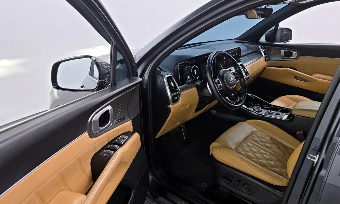 Kia Sorento — фото 9