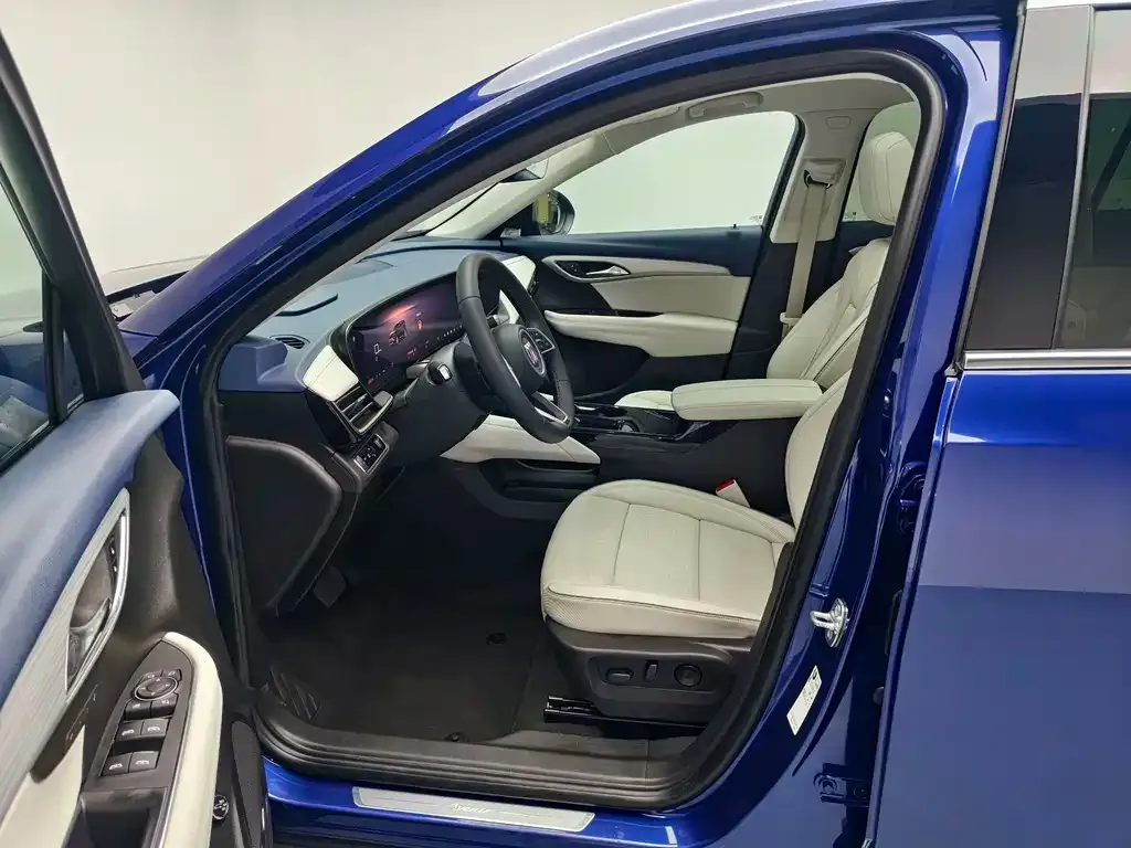 Buick Envision Plus — фото 6