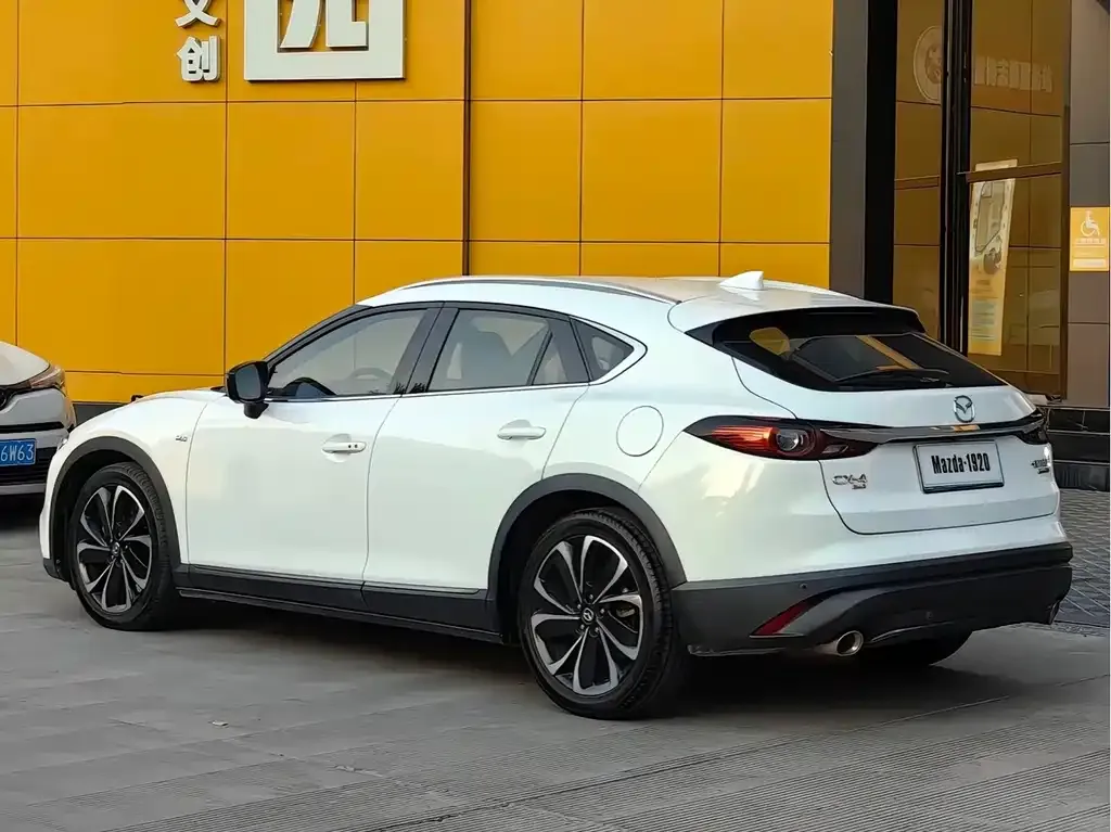 Mazda CX-4 — фото 7