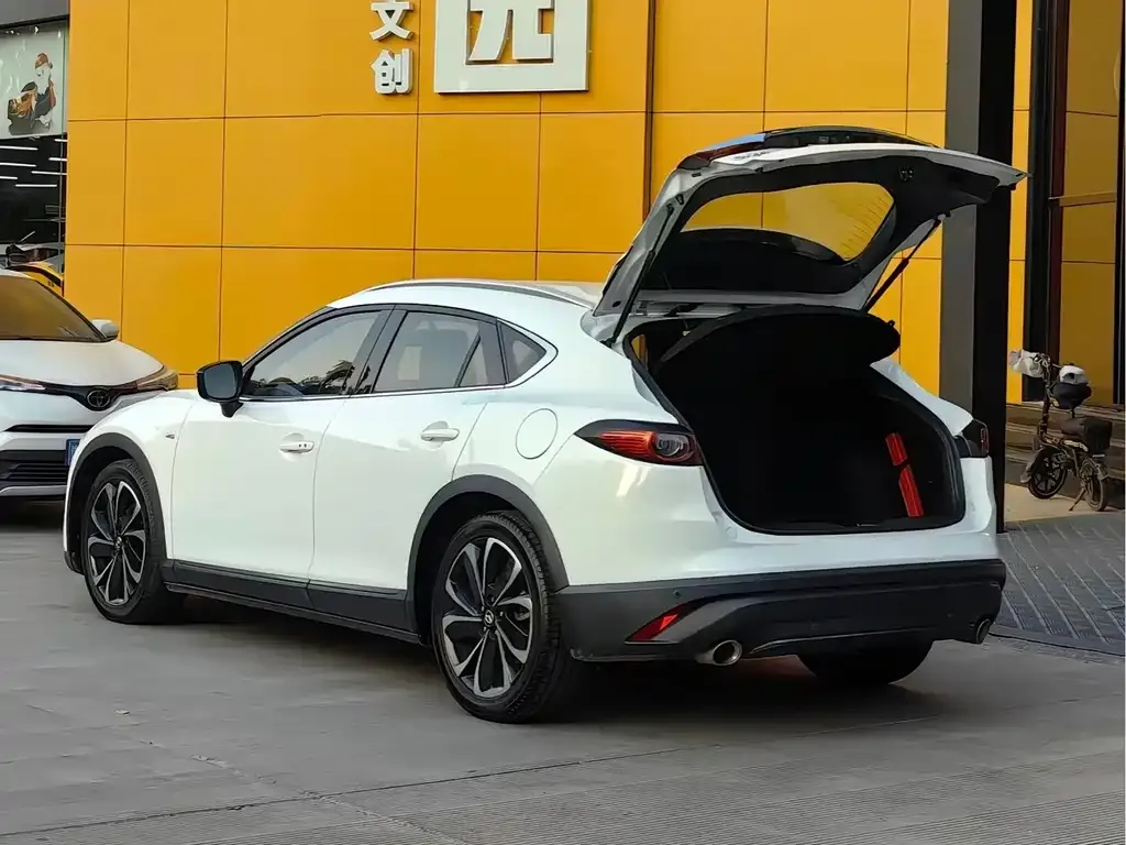 Mazda CX-4 — фото 8