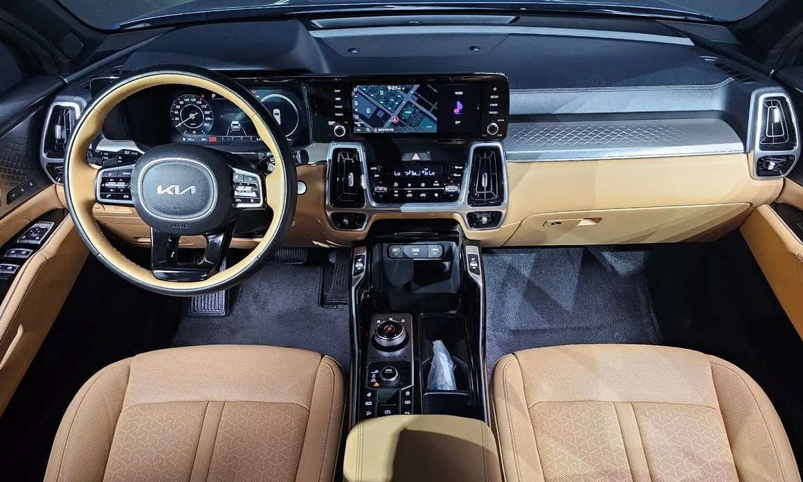 Kia Sorento — фото 8