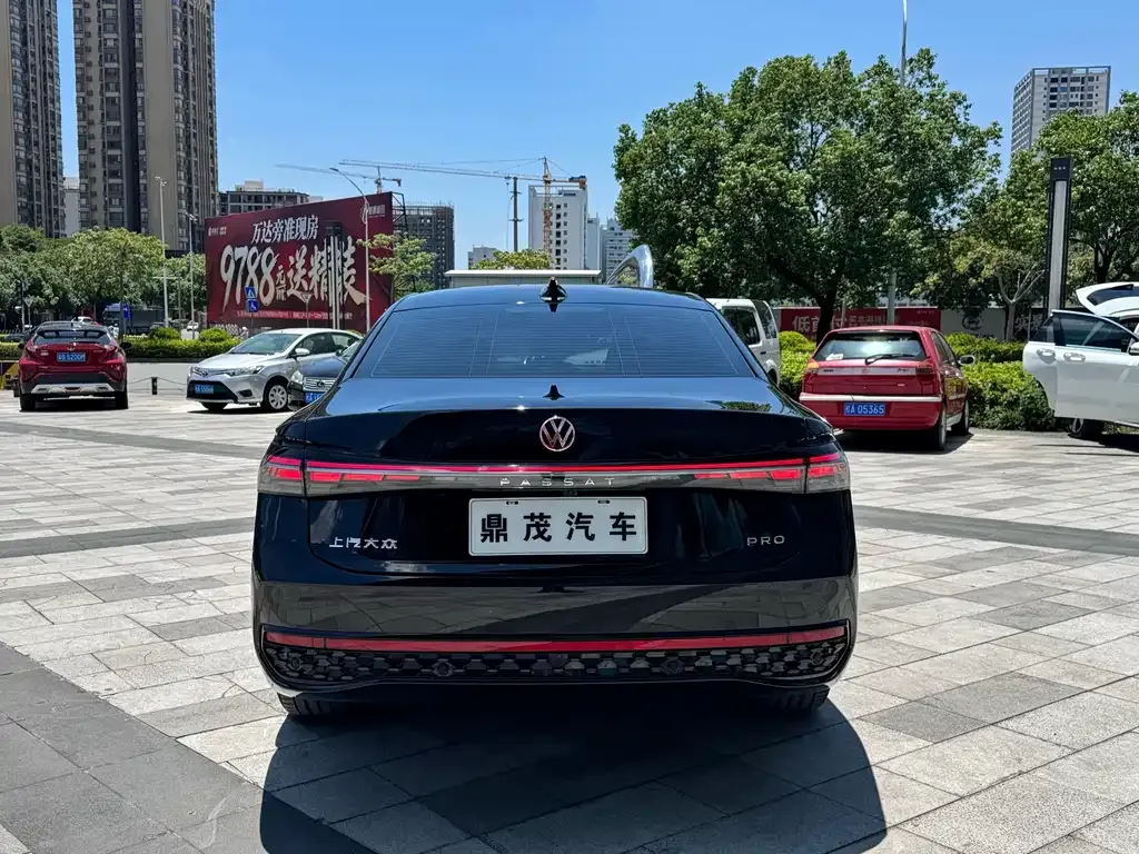 Volkswagen Passat — фото 2