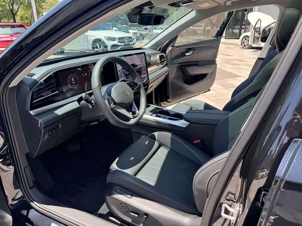 Volkswagen Passat — фото 4