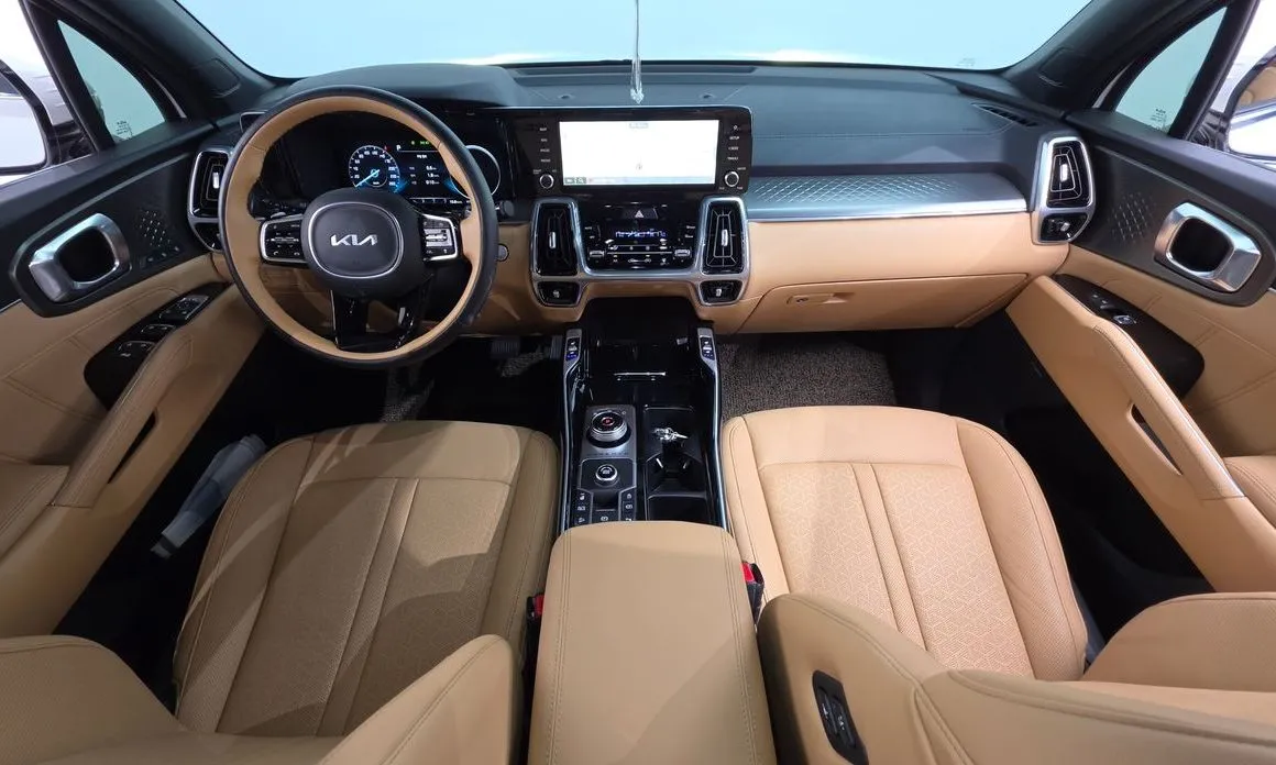 Kia Sorento — фото 10