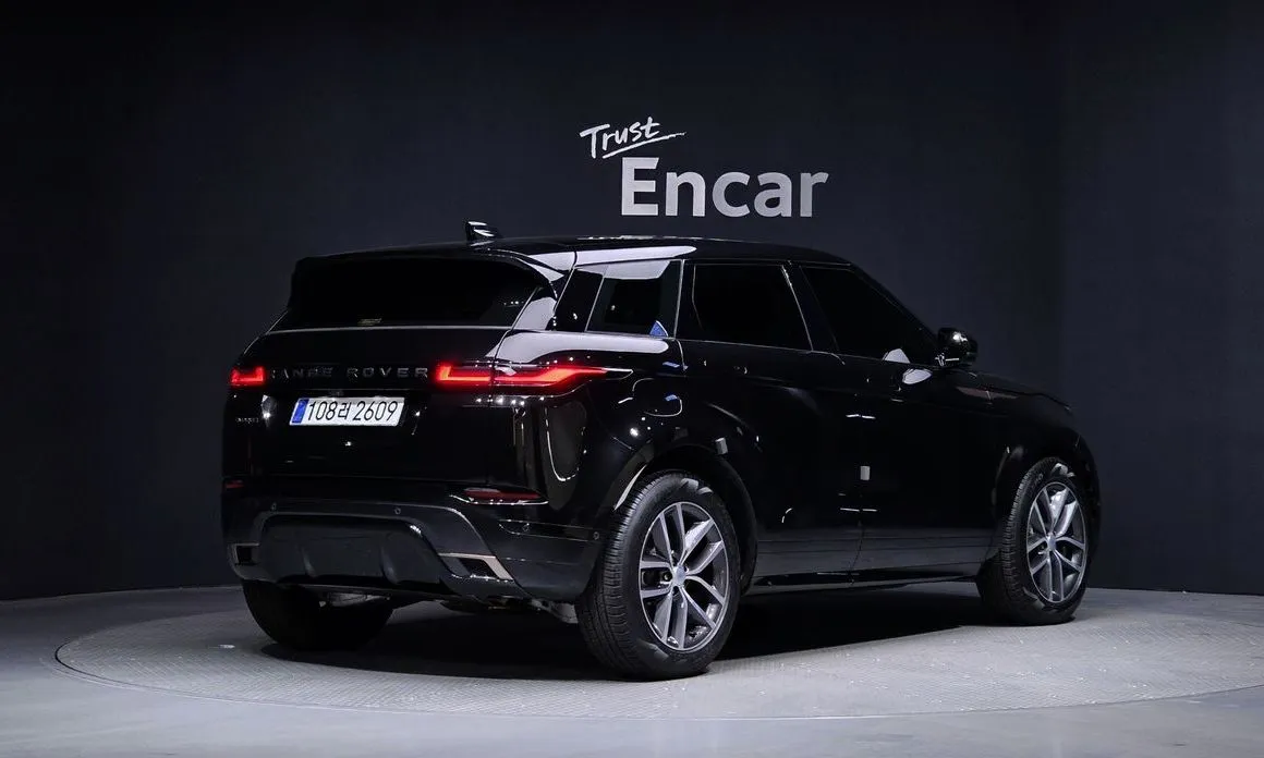 Land Rover Range Rover Evoque — фото 8