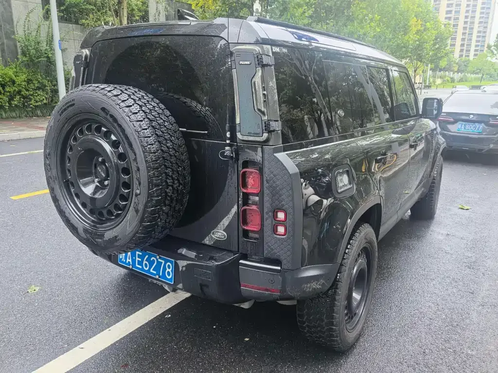 Land Rover Defender — фото 4