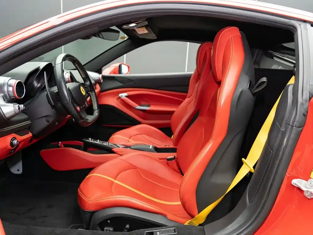 Ferrari F8 — фото 9