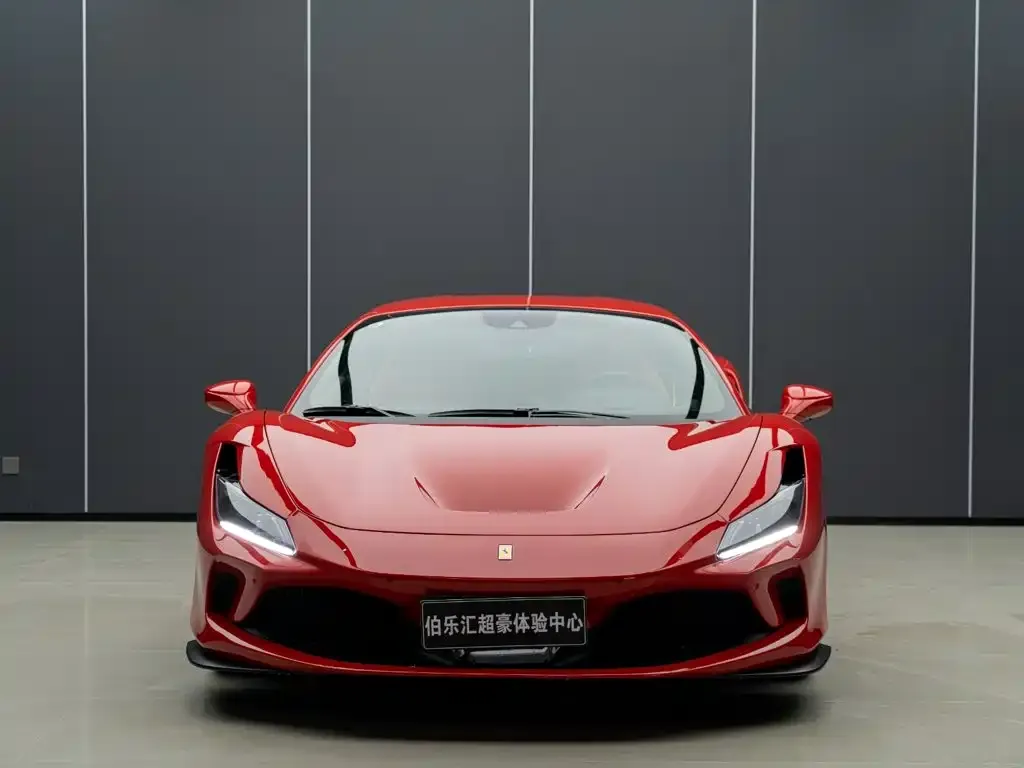 Ferrari F8 — фото 2