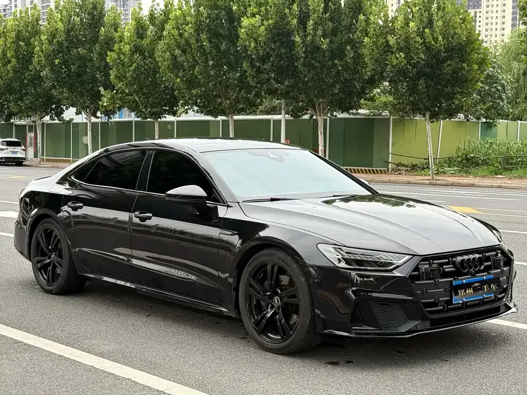 Audi A7L — фото 9