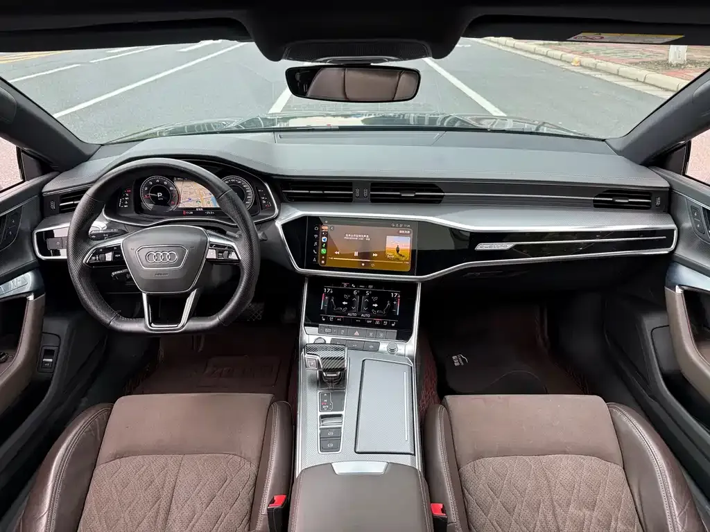 Audi A7L — фото 2