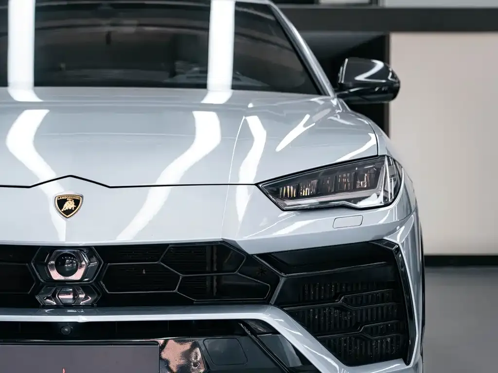 Lamborghini Urus — фото 2