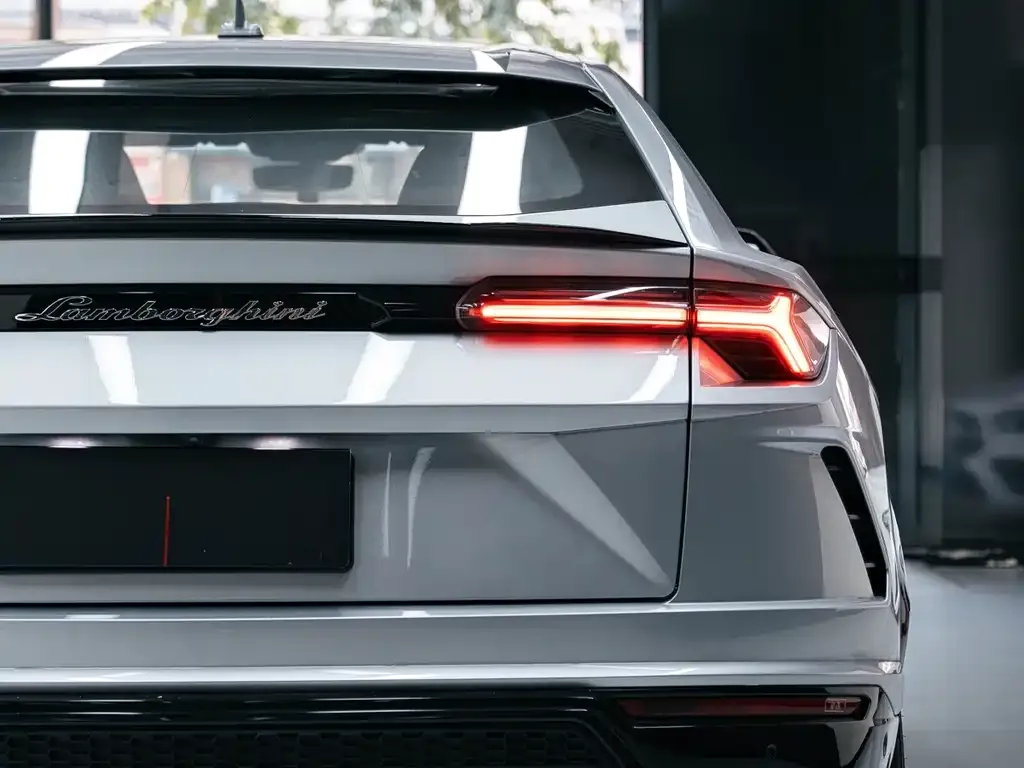 Lamborghini Urus — фото 3