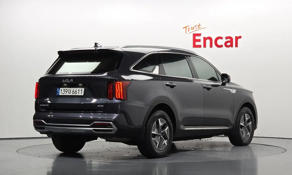 Kia Sorento — фото 3