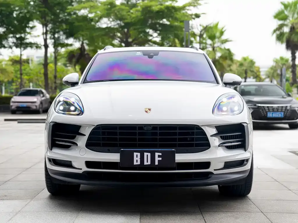 Porsche Macan — фото 10