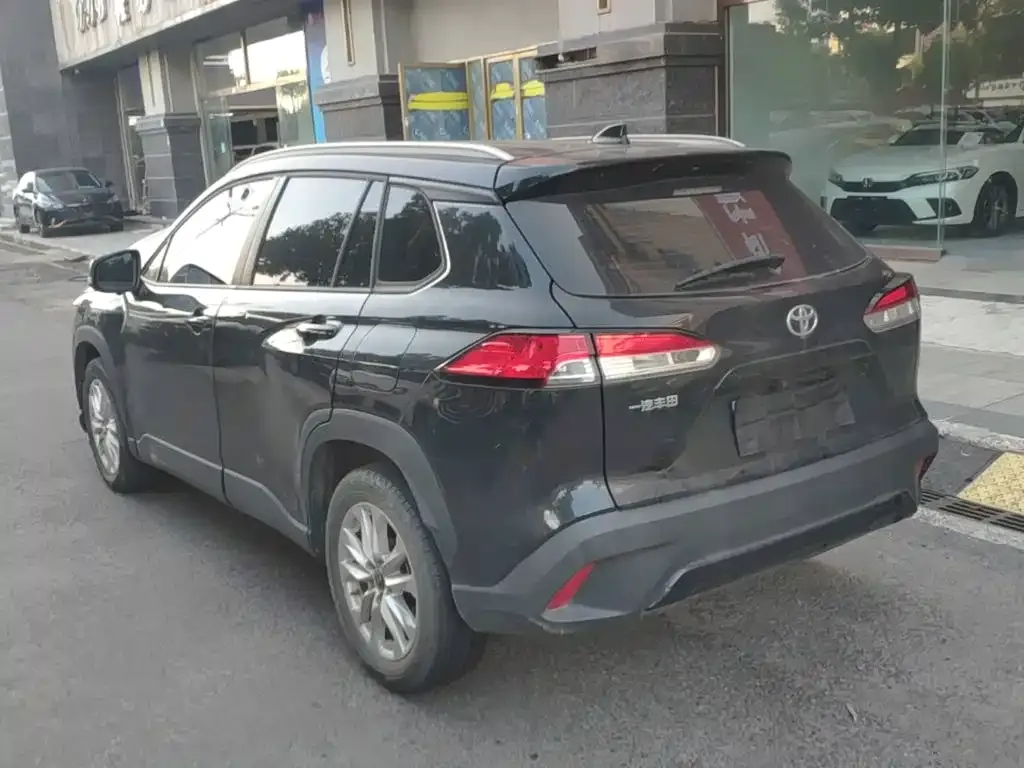 Toyota Corolla Cross — фото 3