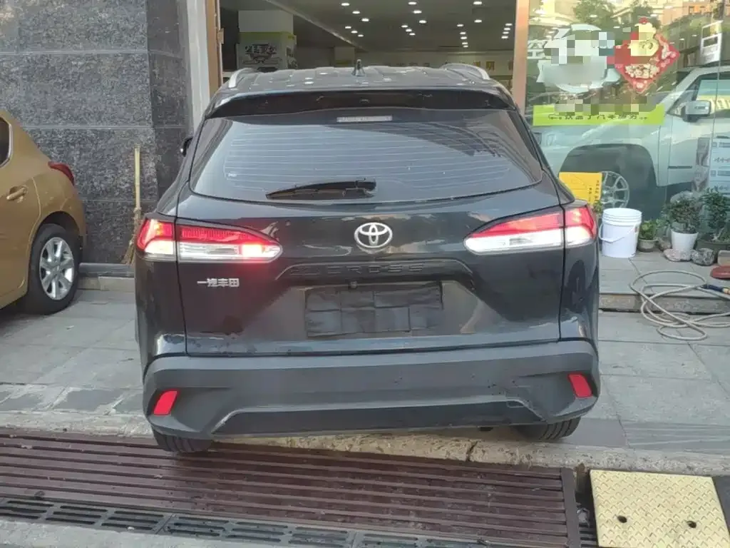 Toyota Corolla Cross — фото 10