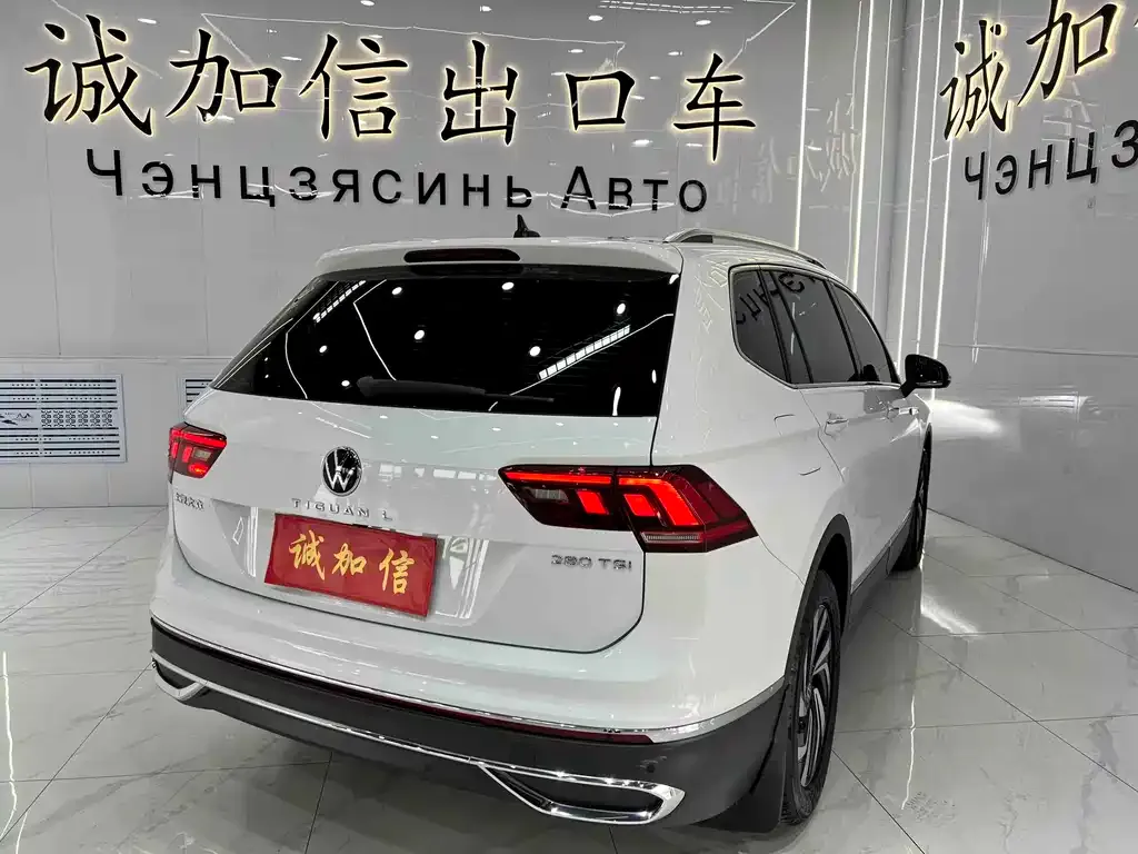 Volkswagen Tiguan L — фото 5