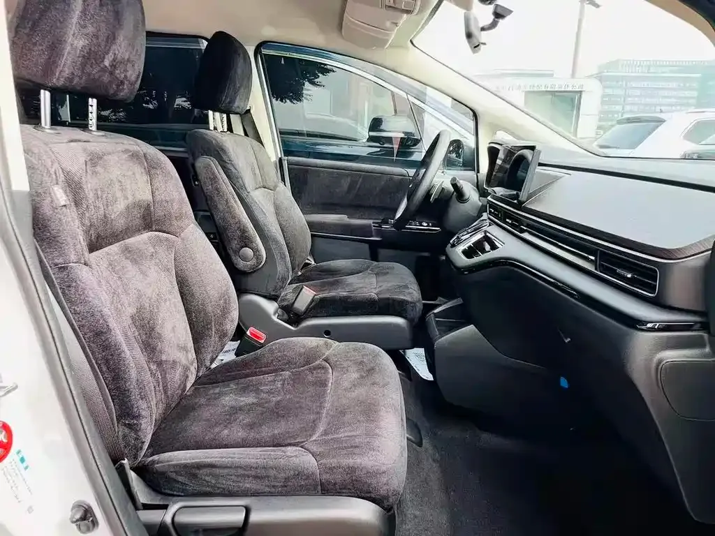 Honda Odyssey — фото 9