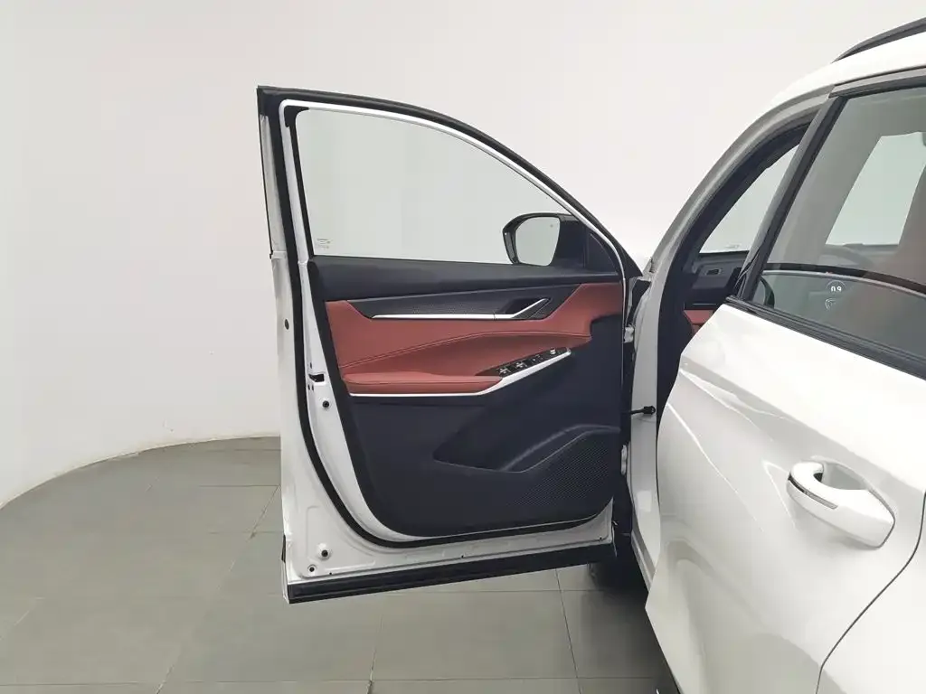 Changan CS75PLUS — фото 2