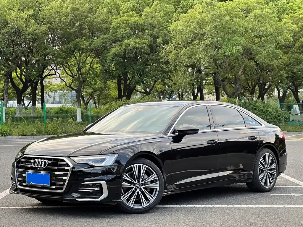 Audi A6L — фото 7
