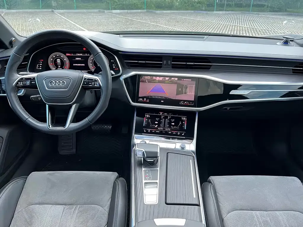 Audi A6L — фото 4