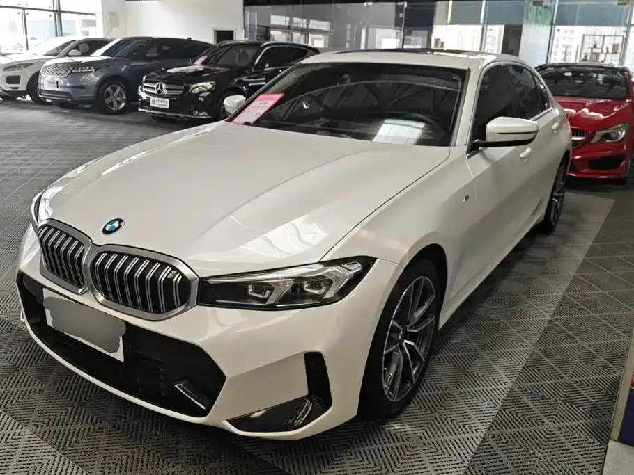 BMW 3 Series — фото 1