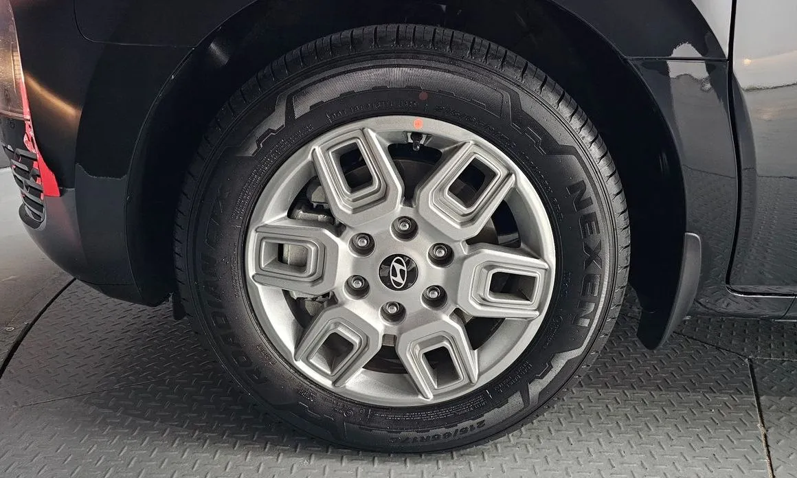 Hyundai Staria — фото 9