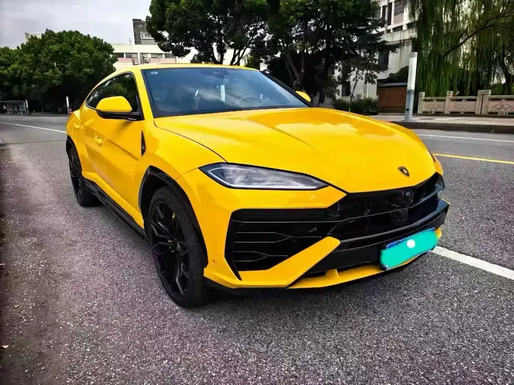 Lamborghini Urus SE — фото 8