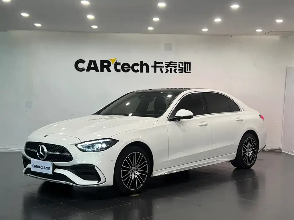 Mercedes-Benz C-Class — фото 1