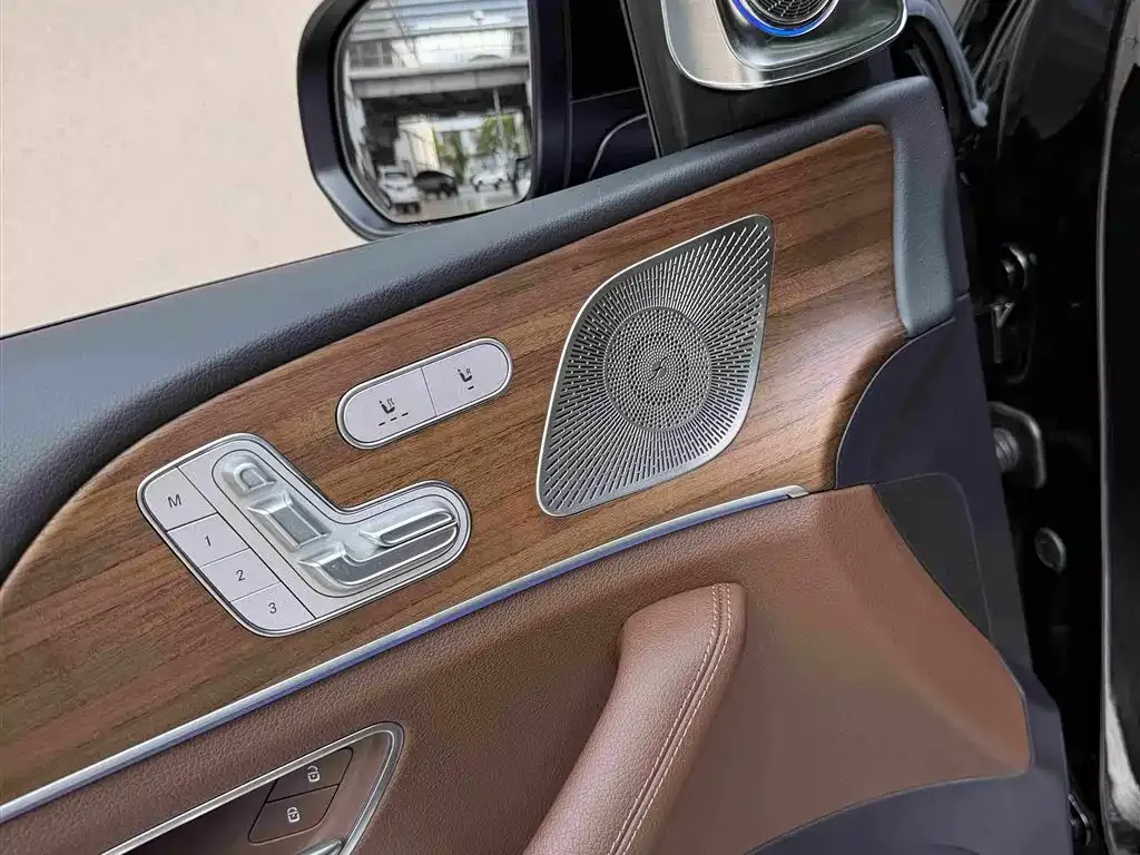 Mercedes-Benz GLE New Energy — фото 7