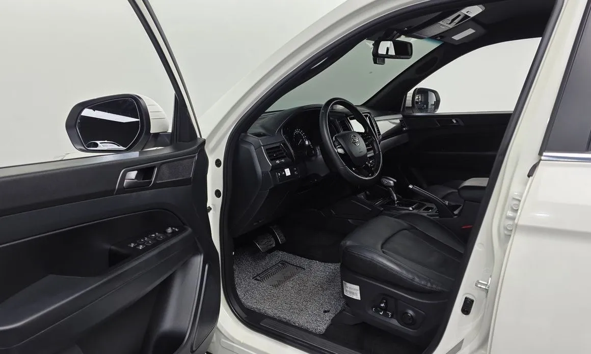 KG Mobility (Ssangyong) Rexton — фото 4