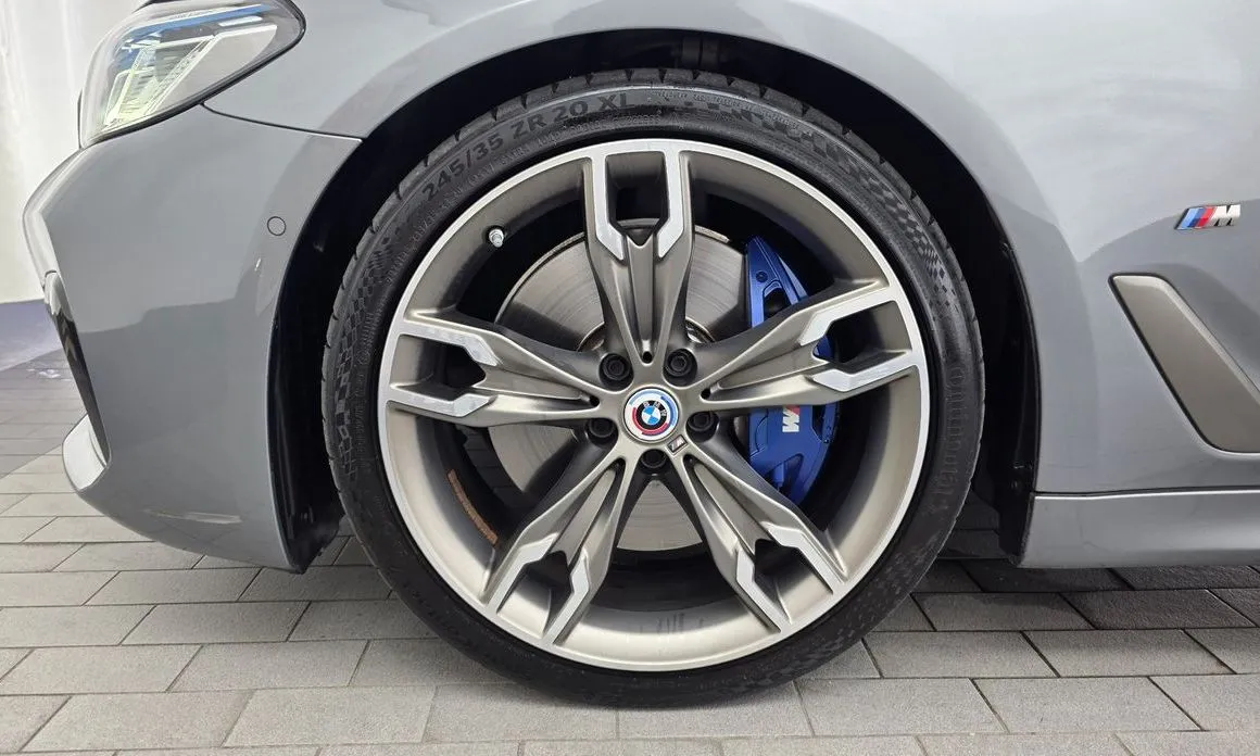 BMW 5-Series — фото 10