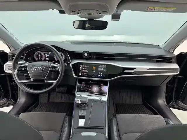 Audi A7L — фото 10