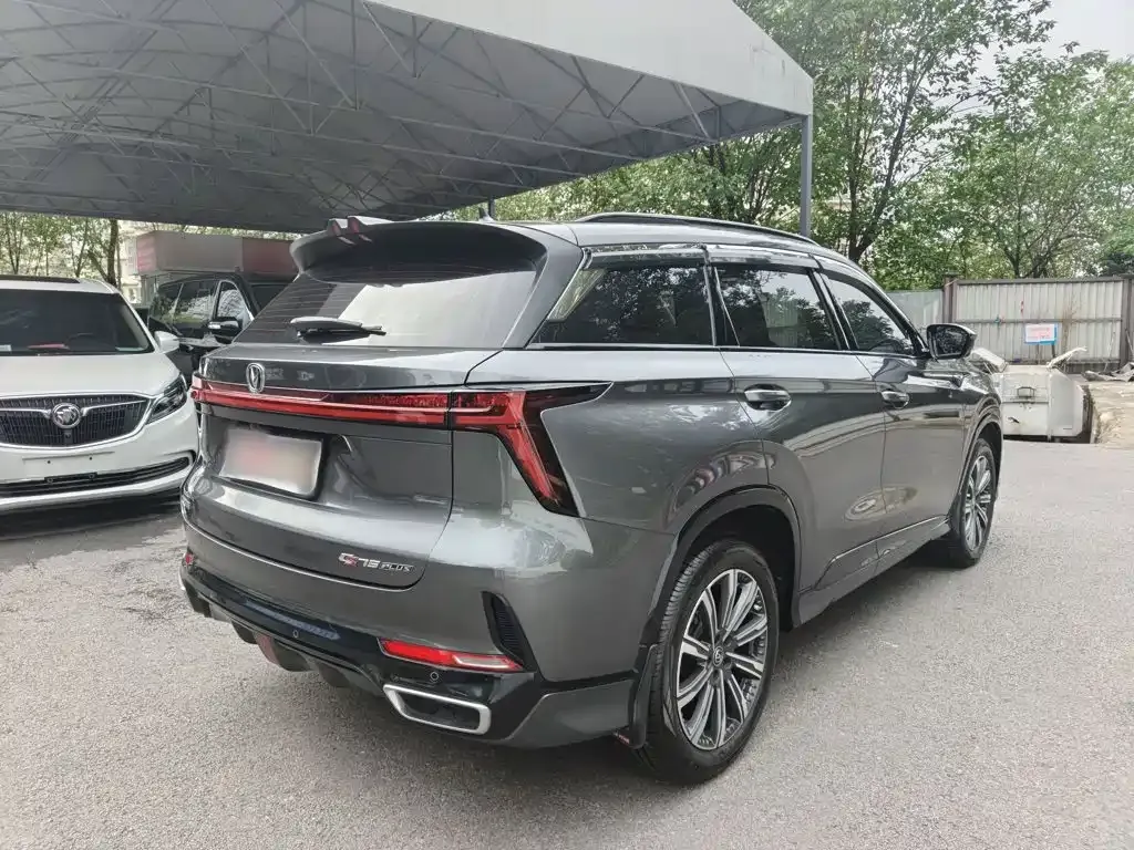 Changan CS75PLUS — фото 4