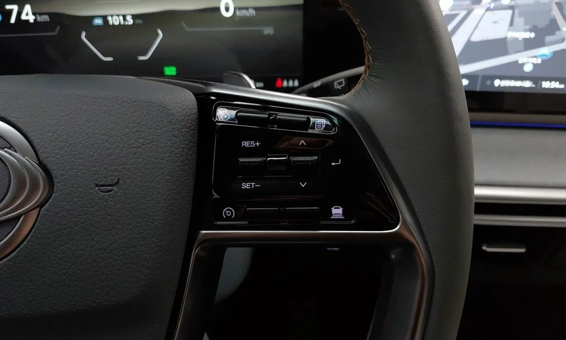 KG Mobility (Ssangyong) Torres — фото 4