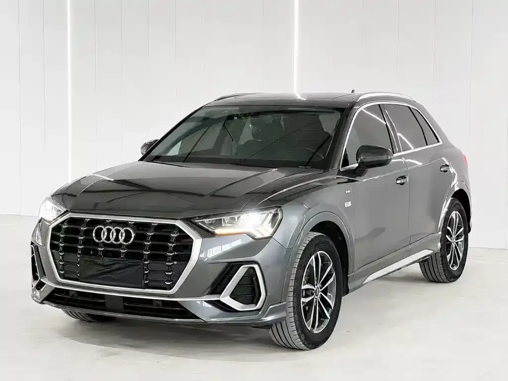 Audi Q3 — фото 7