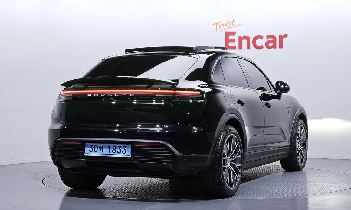 Porsche Macan — фото 5