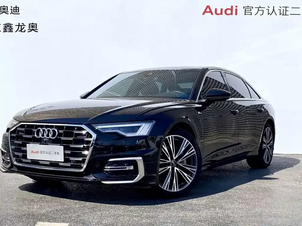 Audi A6L — фото 1