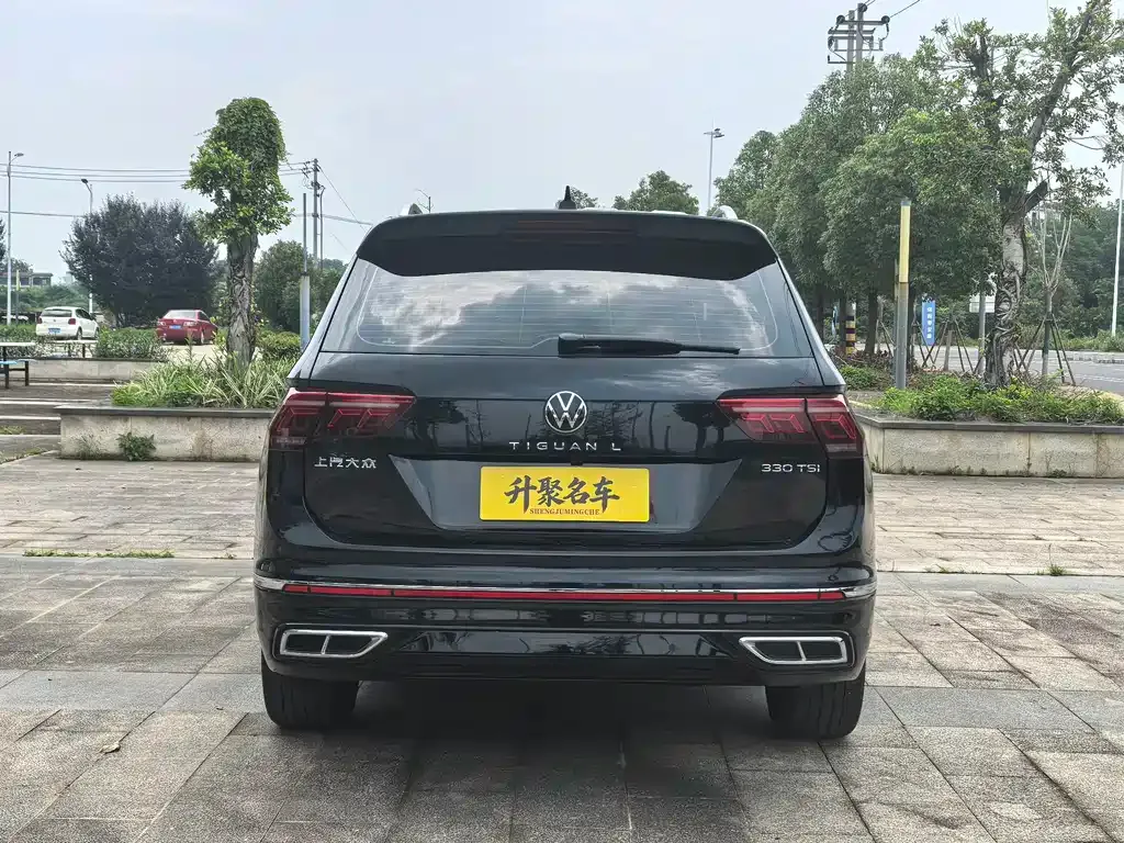 Volkswagen Tiguan L — фото 6