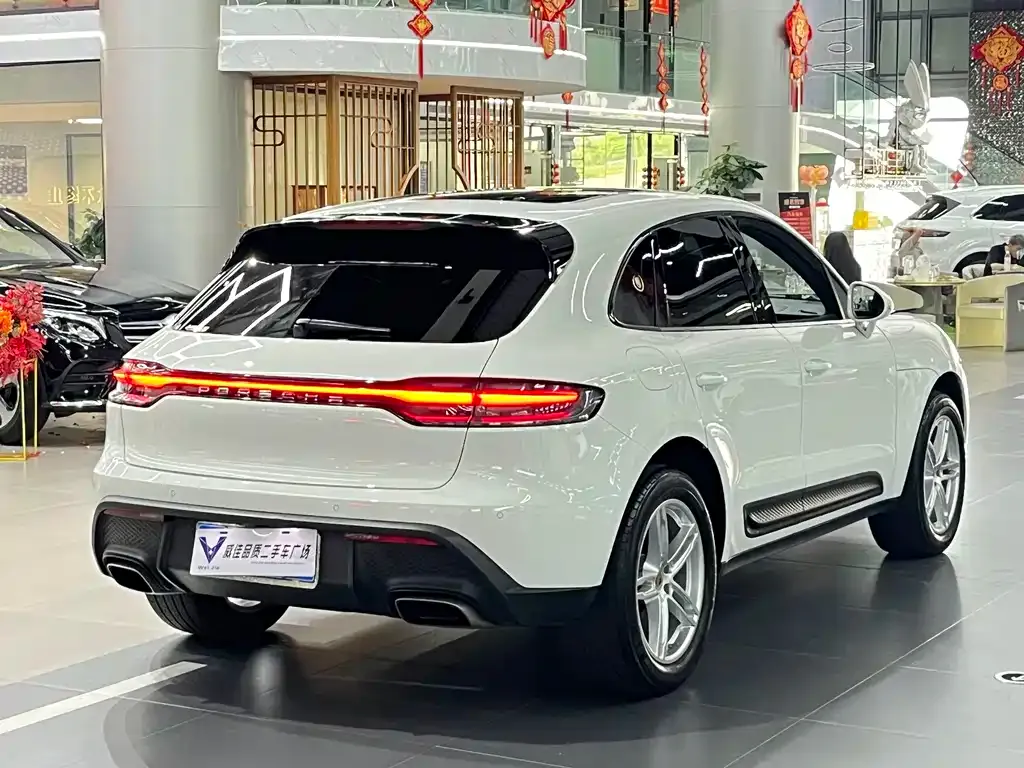 Porsche Macan — фото 9
