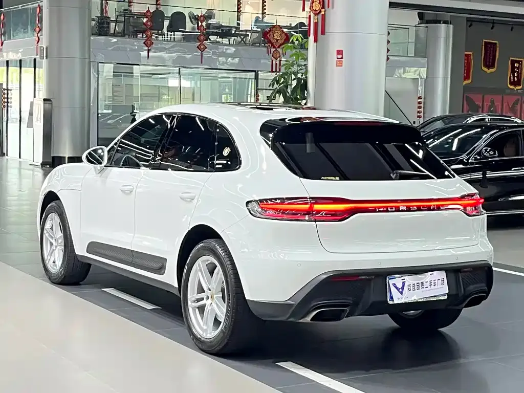 Porsche Macan — фото 7