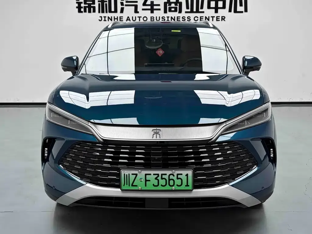 BYD L DM-i — фото 4