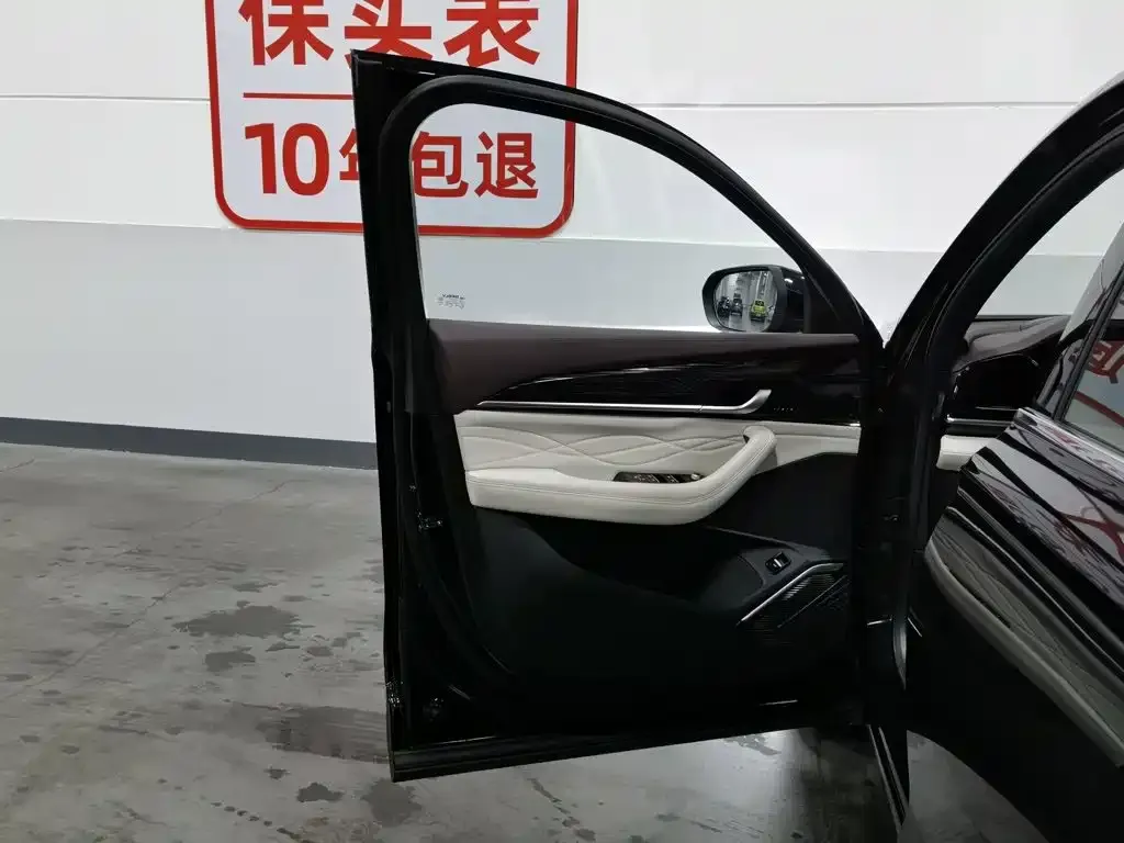 Geely Xingyue L — фото 8