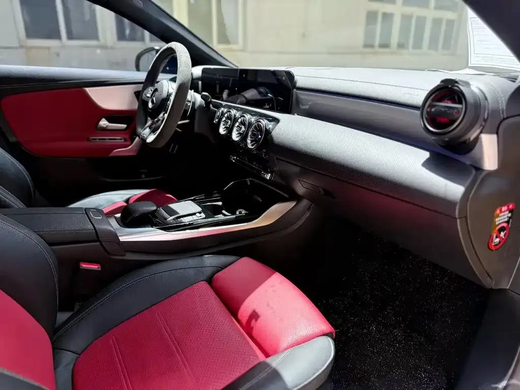 Mercedes-Benz CLA AMG — фото 4