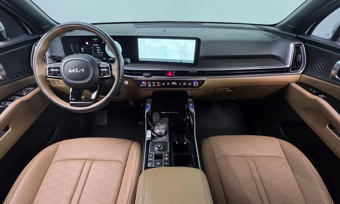 Kia Sorento — фото 9