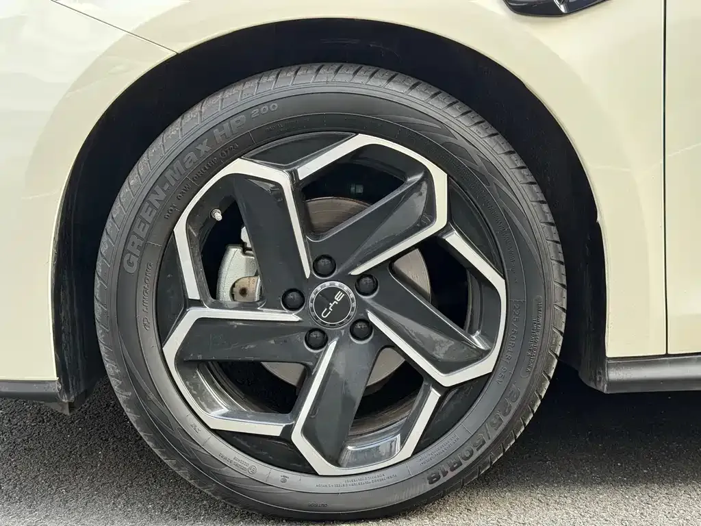 BYD Seal 06 — фото 8