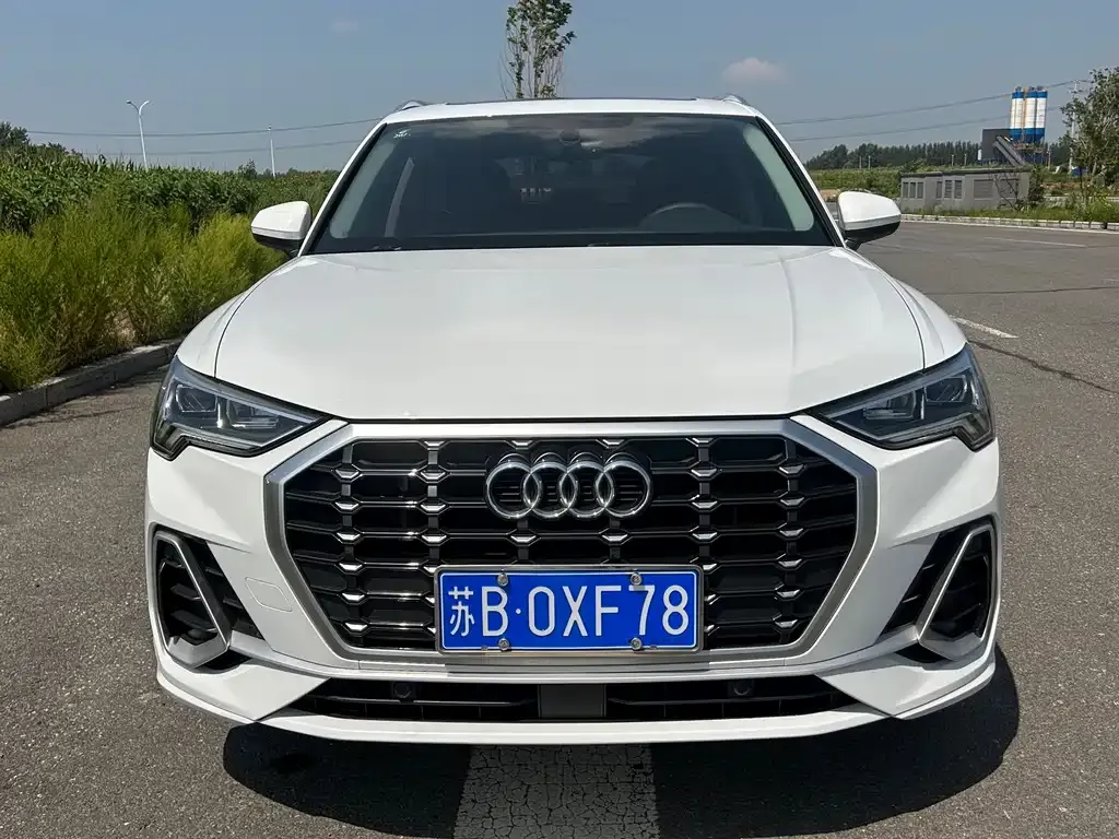Audi Q3 — фото 2